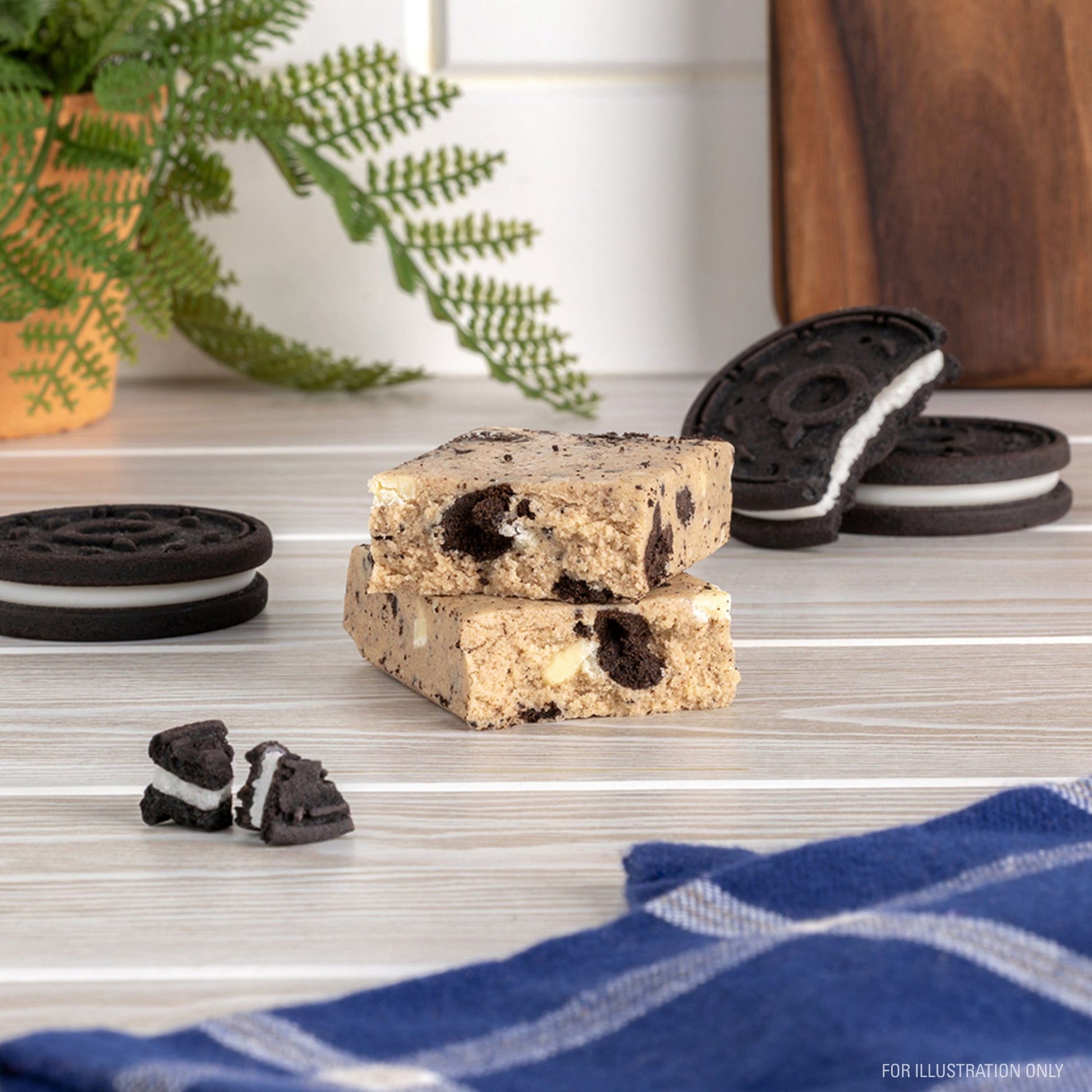 cookies-and-cream-protein-bars-a8 15807_QN_USA_ProteinBar_CAC_InterimAssetUpdate_Digital_Tabletop1.jpg